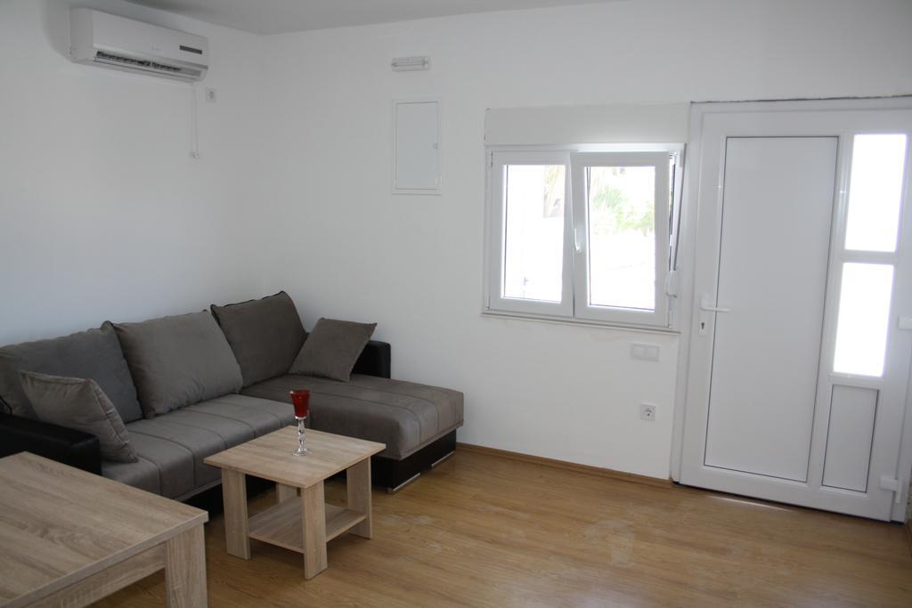 Apartments Suker Τρογκίρ Εξωτερικό φωτογραφία