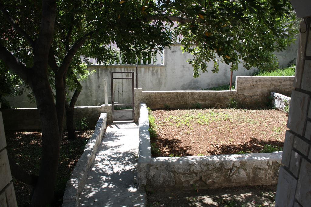 Apartments Suker Τρογκίρ Εξωτερικό φωτογραφία