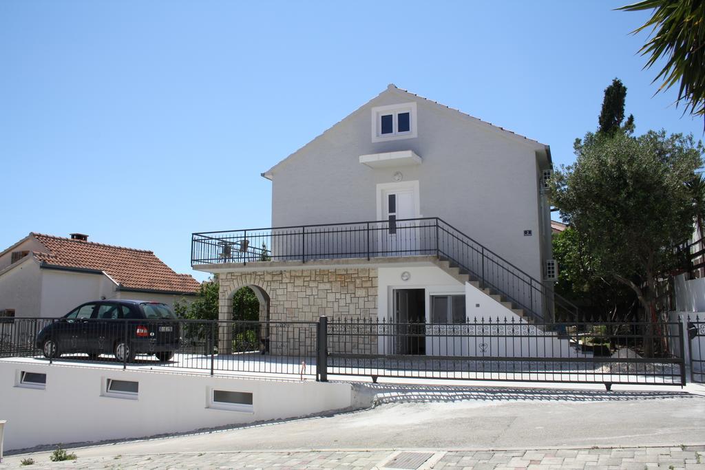 Apartments Suker Τρογκίρ Εξωτερικό φωτογραφία